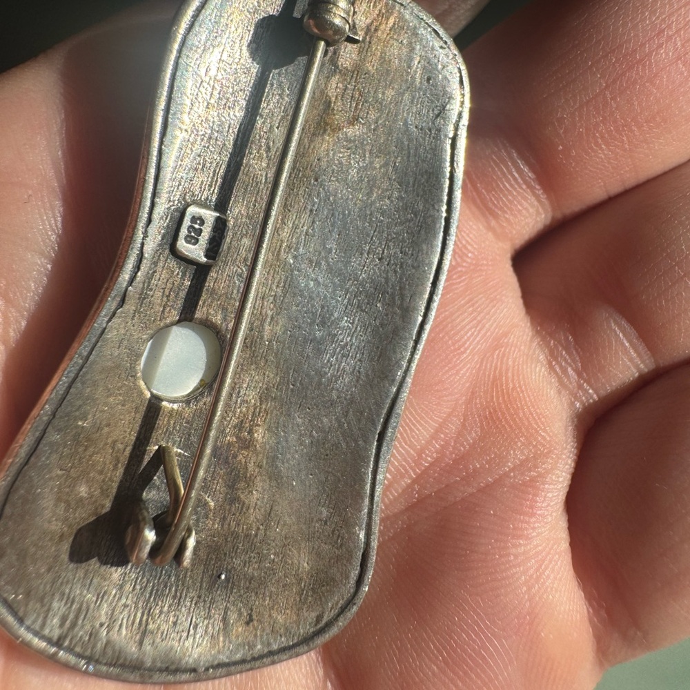 925 Sterling Silver Brooch with Mother of Pearl 20.7g - Picture 13 of 15